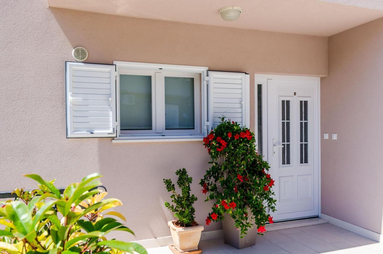 Adriatic Sunny Apartments Mlini Exterior foto